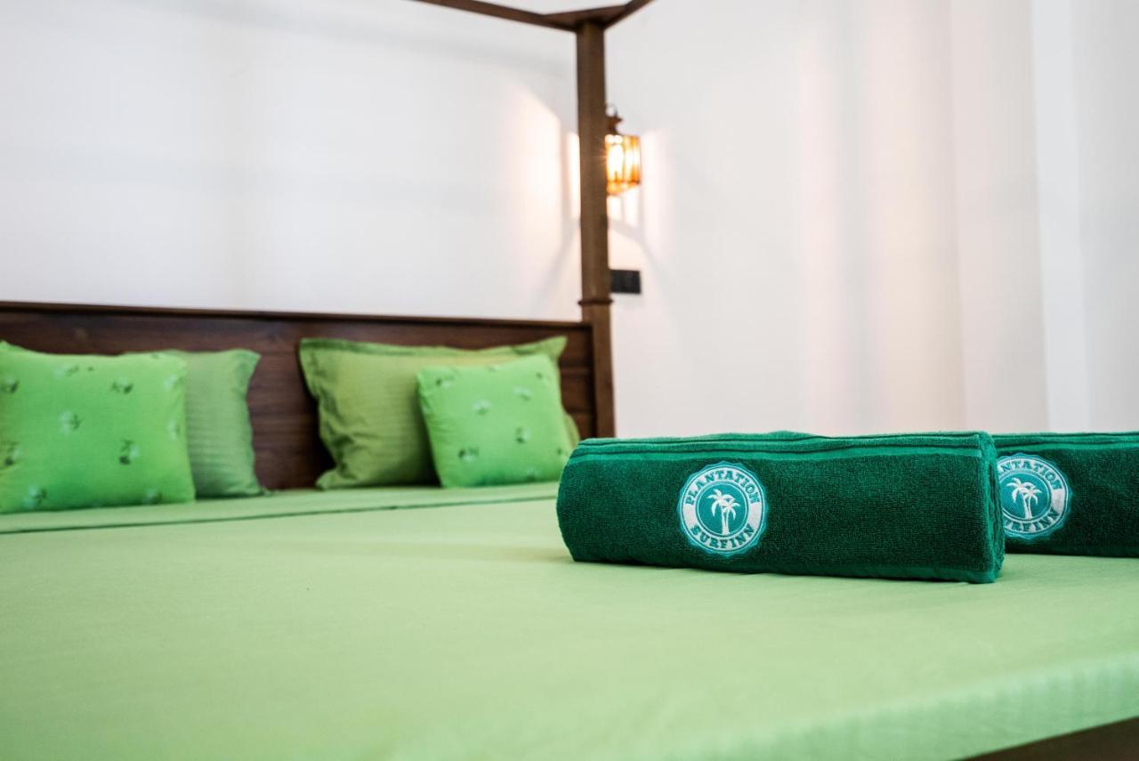 Plantation Surf Inn & Restaurant - Midigama East Dış mekan fotoğraf