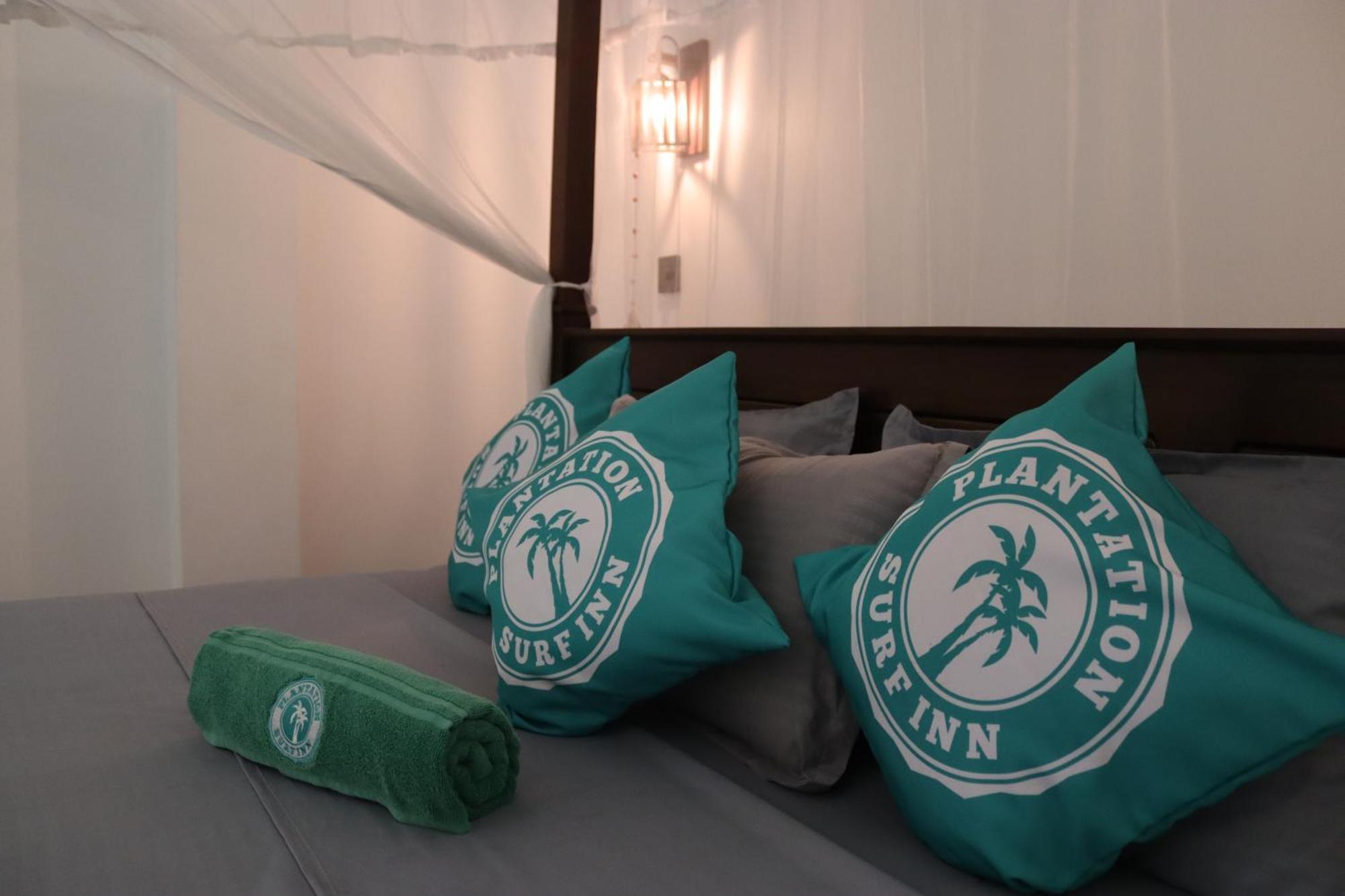 Plantation Surf Inn & Restaurant - Midigama East Dış mekan fotoğraf